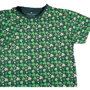 Denim & Flower Ricky Singh Mens Large Shirt Green Shamrocks Short Sleeve